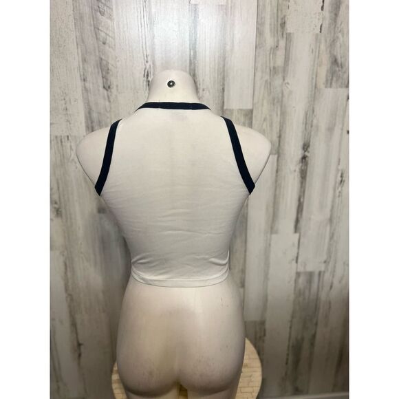 White crop top - Picture 3 of 5